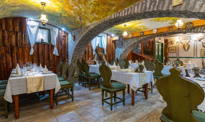 Illés Hotel és Stüszi Vadász Étterem