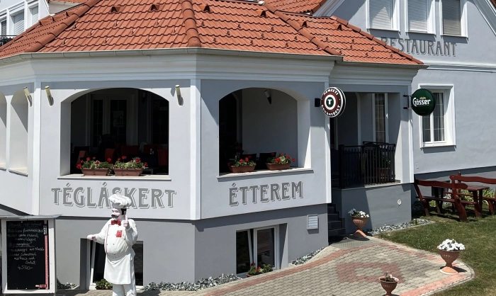 Tégláskert Vendéglő
