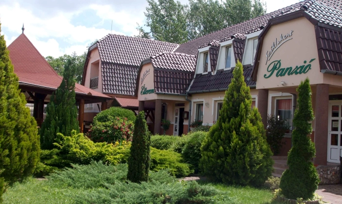 Sziklakert Étterem és Panzió