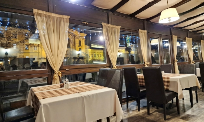 Főtér Cafe Restaurant